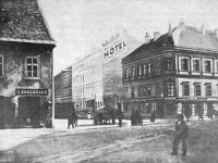 Trg bana Jelačića oko 1898. godine, križanje Petrinjske i Jurišićeve ulice
